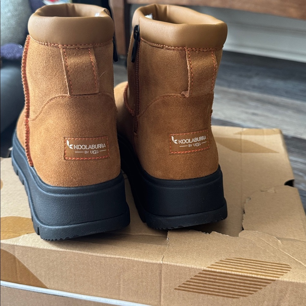 NIB Koolaburra by UGG Mini Hybrid Boots in Tan Waterproof winter 10 * - Picture 4 of 7